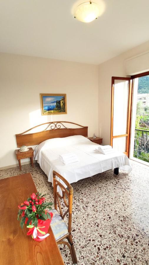La Quiete A Un Passo Dal Centro Apartment ซอร์เรนโต ภายนอก รูปภาพ