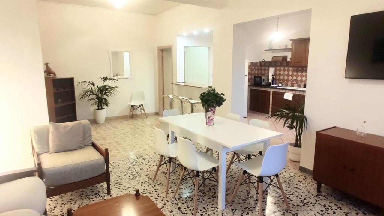 La Quiete A Un Passo Dal Centro Apartment ซอร์เรนโต ภายนอก รูปภาพ